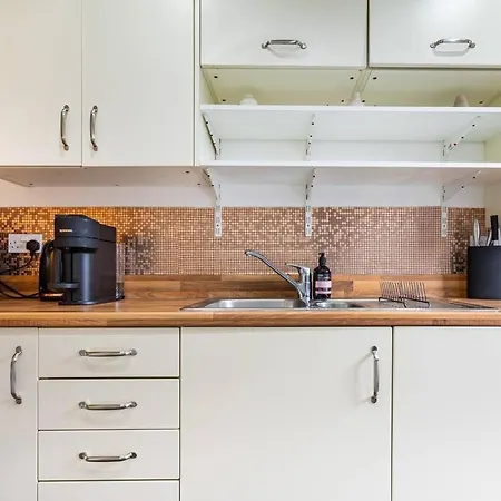 Bright, Modern 2 Bedroom House With Free Parking! Edimburgo Exterior foto