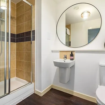 Bright, Modern 2 Bedroom House With Free Parking! Edimburgo Exterior foto